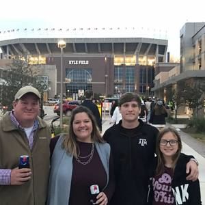 Meet your Posher, Connie